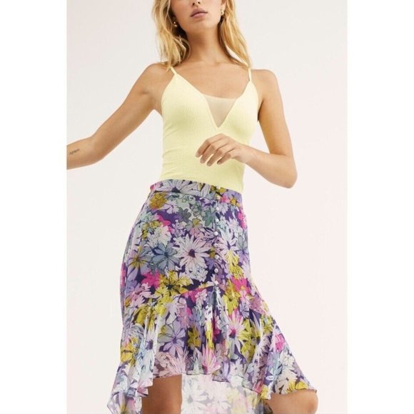 Rococo Sand Tallia Purple Floral Ruffle Button High Low Skirt - Picture 3 of 6